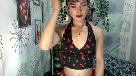 Snapshot of dark_angelxxx94 chatting on 02-15-25, 06:55 yushico online show from 02-15-25, 06:55