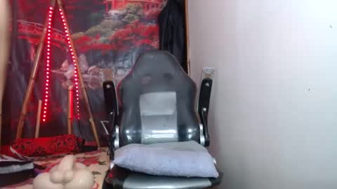 Snapshot of dark_doll5 chatting on 01-25-25, 02:26 dark_doll5 online show from 01-25-25, 02:26