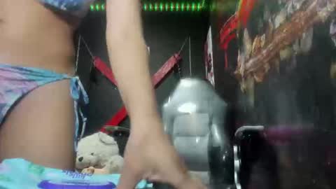 Snapshot of dark_doll5 chatting on 09-25-25, 11:52 dark_doll5 online show from 09-25-25, 11:52