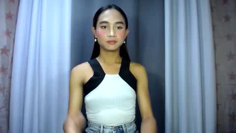 LIANNA online show from 04-15-26, 10:22