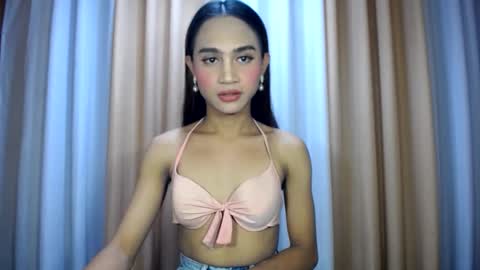 Snapshot of dark_hurohuro19 chatting on 06-10-26, 02:45 LIANNA online show from 06-10-26, 02:45