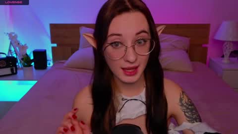 Lola online show from 02-08-25, 09:56