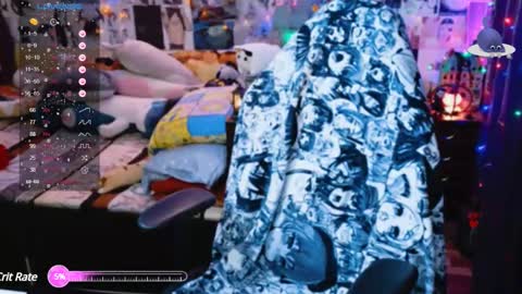 Snapshot of dark_lucious chatting on 12-29-24, 04:19 Lucious Foijieh online show from 12-29-24, 04:19