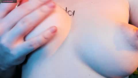 Snapshot of dark_lucious chatting on 01-08-25, 08:29 Lucious Foijieh online show from 01-08-25, 08:29