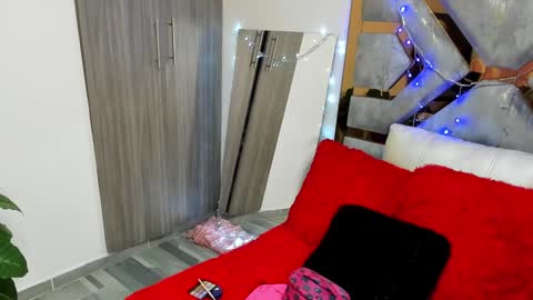 CELESTE online show from 01-04-25, 07:34