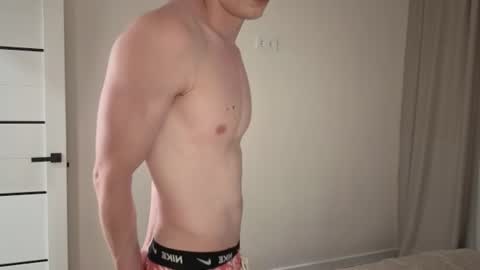 Snapshot of dark_rogue18 chatting on 07-27-26, 04:03 Dominic XDominus518 online show from 07-27-26, 04:03