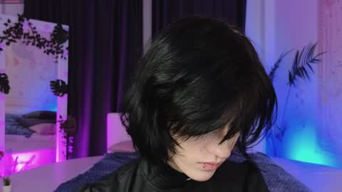 Vamp  online show from 01-15-25, 01:52