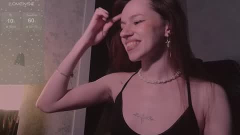 Snapshot of dark_witch_ chatting on 12-14-25, 12:21 Alice online show from 12-14-25, 12:21