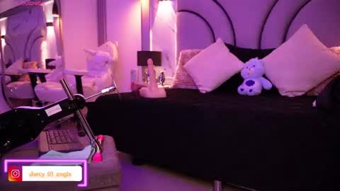 Angel Darcy  online show from 06-09-26, 11:05