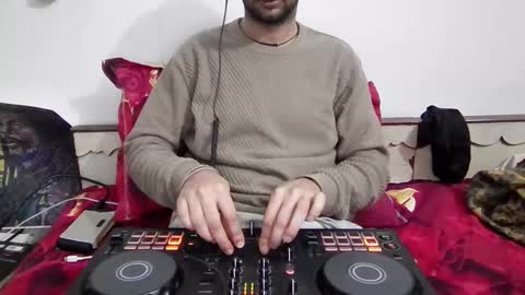 just a guy online show from 11-07-25, 07:14