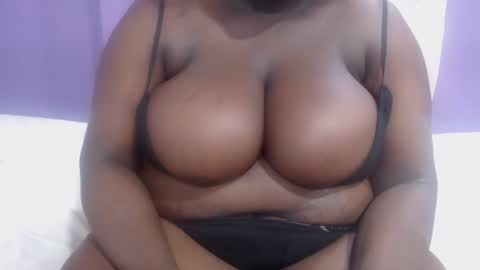 darkgiantmelanin online show from 04-21-26, 01:42