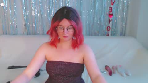 Kelly online show from 02-09-25, 08:44