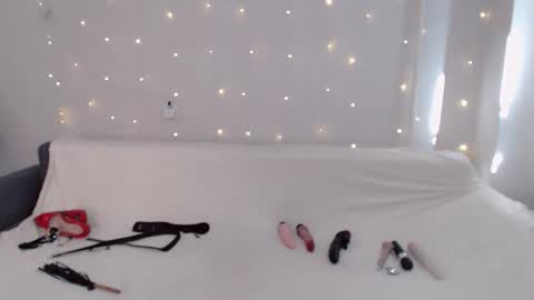 Kelly online show from 03-28-26, 06:24