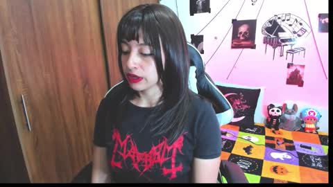 Hi Im Yuri  independent modelhelp me get my 111 hands upuwu online show from 11-29-25, 08:12