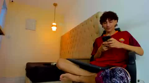 Snapshot of darkknightx01 chatting on 10-16-25, 02:01 darkknightx01 online show from 10-16-25, 02:01