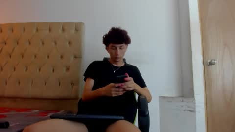 darkknightx01 online show from 02-03-26, 09:47