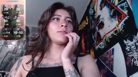 Snapshot of darkness_joones chatting on 01-31-25, 11:24 Darkness online show from 01-31-25, 11:24