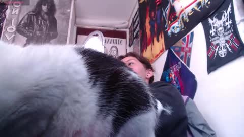 Snapshot of darkness_joones chatting on 02-11-25, 07:27 Darkness online show from 02-11-25, 07:27