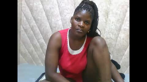 Snapshot of darknipples2 chatting on 05-15-26, 11:12 SHANICE online show from 05-15-26, 11:12