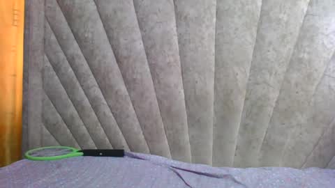 Snapshot of darknipples2 chatting on 05-25-26, 12:11 SHANICE online show from 05-25-26, 12:11