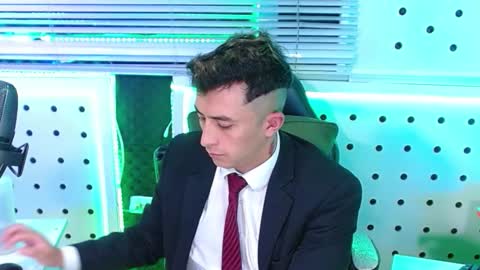 DARKO0717 online show from 12-18-25, 05:08