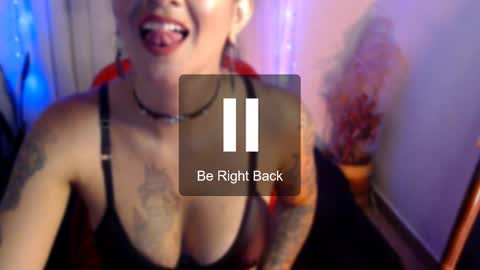 Snapshot of darkopalx chatting on 02-19-25, 02:44 DARK  OPAL online show from 02-19-25, 02:44