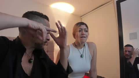 Jhon y Lucy online show from 05-26-26, 03:57