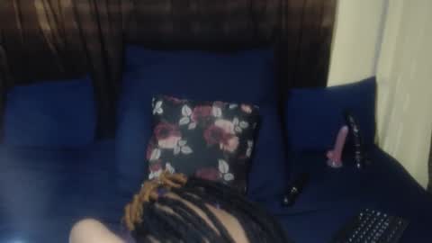 Snapshot of darksultryxx30 chatting on 04-09-26, 02:11 Darksultryxx30 online show from 04-09-26, 02:11
