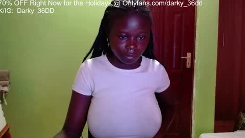 Snapshot of darky_36dd chatting on 09-09-25, 06:13 exclusive sexual content -- IGTwitterX darky 32dd online show from 09-09-25, 06:13