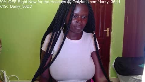 Snapshot of darky_36dd chatting on 10-14-25, 05:58 exclusive sexual content -- IGTwitterX darky 32dd online show from 10-14-25, 05:58