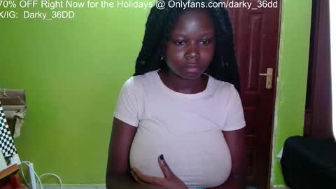Snapshot of darky_36dd chatting on 10-18-25, 08:48 exclusive sexual content -- IGTwitterX darky 32dd online show from 10-18-25, 08:48