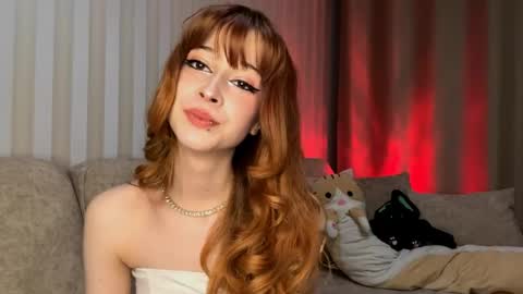 Lina online show from 05-20-26, 04:13