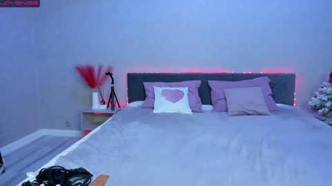 darlenedolce online show from 02-04-25, 03:36