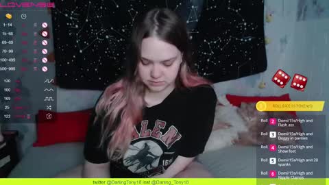 Snapshot of darling_tony18 chatting on 02-20-25, 05:51 darling_tony18 online show from 02-20-25, 05:51