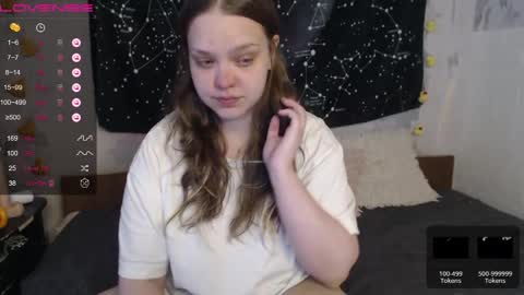 darling_tony18 online show from 04-22-26, 12:28