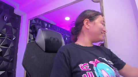 Darling online show from 04-06-26, 01:23