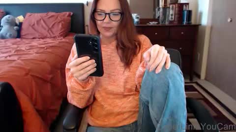 Snapshot of darlingd77 chatting on 01-08-26, 02:41 DarlingD online show from 01-08-26, 02:41