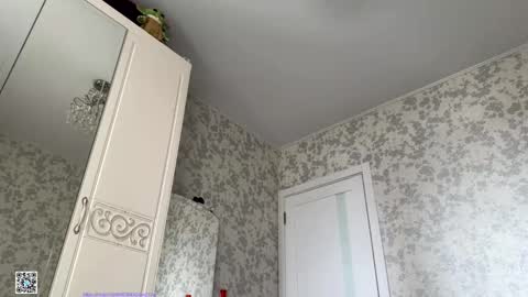 D online show from 10-18-25, 08:59