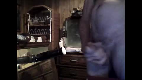 Snapshot of darrellfiller35 chatting on 12-21-25, 06:20 darrellfiller35 online show from 12-21-25, 06:20