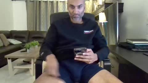 darryl43321 online show from 10-31-25, 04:41