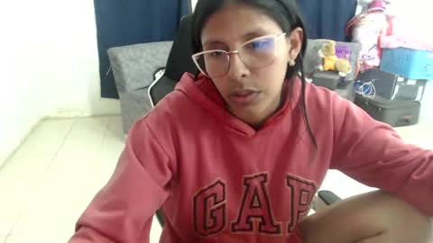 Snapshot of darsha_1 chatting on 05-21-26, 11:23 Darsha online show from 05-21-26, 11:23