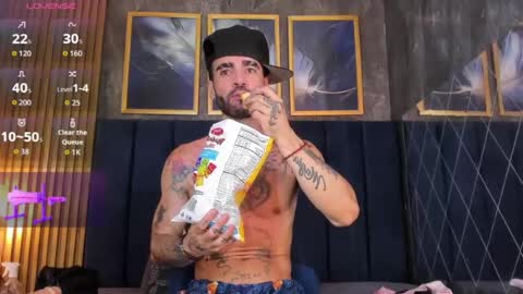 darwin_horny2 online show from 07-31-26, 11:48