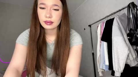 Lia online show from 04-19-26, 08:02