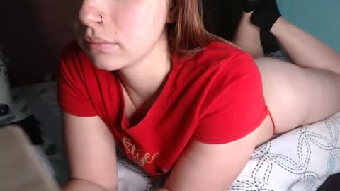 Snapshot of dasne19 chatting on 03-01-25, 08:21 Dafne online show from 03-01-25, 08:21