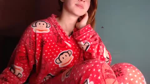 Snapshot of dasne19 chatting on 03-05-25, 03:18 Dafne online show from 03-05-25, 03:18