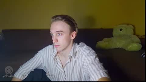 datalian online show from 09-28-25, 03:50