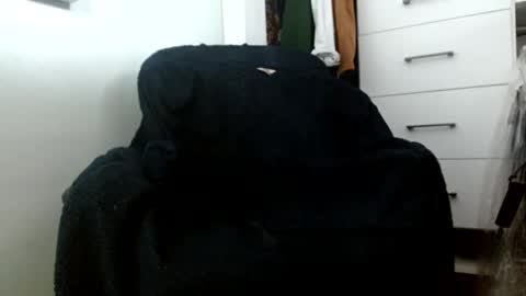 datyo1234 online show from 09-24-25, 02:31