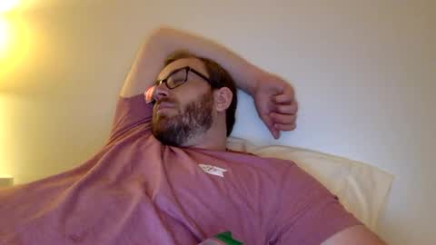 Snapshot of dav_luv4u chatting on 03-28-26, 04:01 dav_luv4u online show from 03-28-26, 04:01