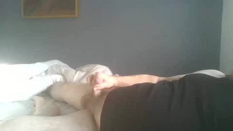 dave19704321 online show from 02-04-25, 08:35