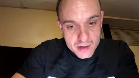 Snapshot of dave875126 chatting on 02-25-26, 02:32 dave875126 online show from 02-25-26, 02:32